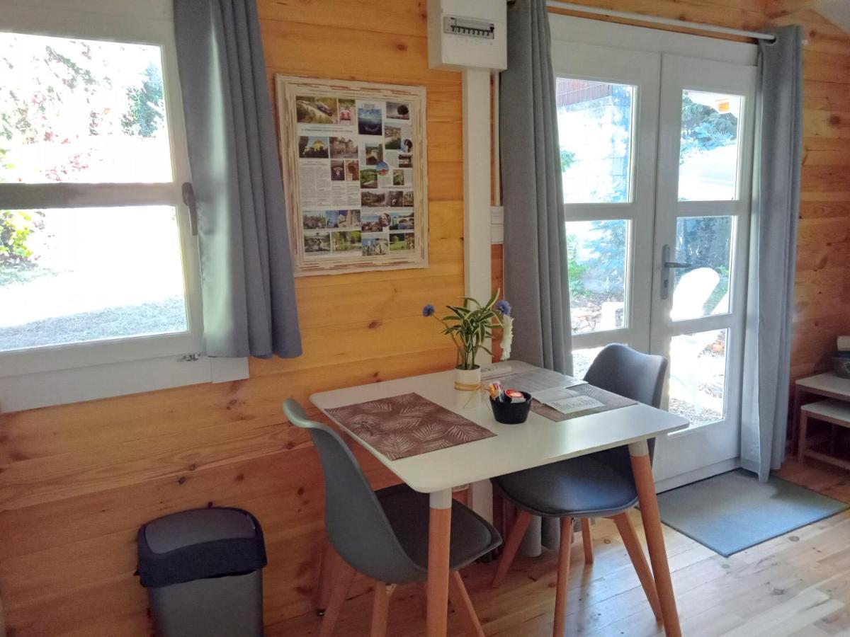 Chalet "Le Petit Olivier" Gites Appart 'Hotel L'Echappee Belle D'Aubenas Logement 2 Sur 3 Kültér fotó