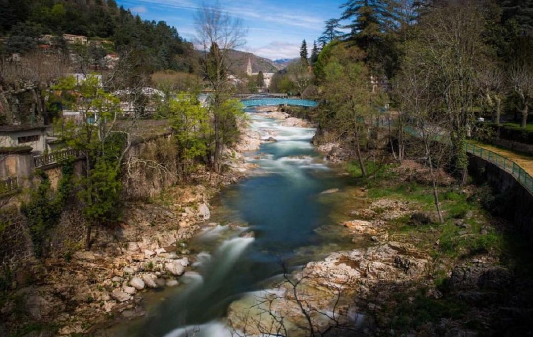 Chalet "Le Petit Olivier" Gites Appart 'Hotel L'Echappee Belle D'Aubenas Logement 2 Sur 3 Kültér fotó